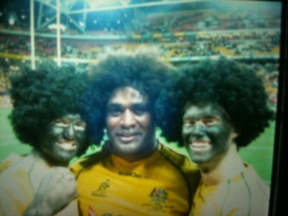 Qantas apologises after giving tickets to blackface fans