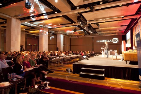 M360 large engaged crowd