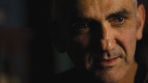 ARIA Charts: Paul Kelly and The Cure debut in top 5