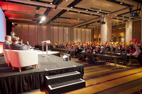 Mumbrella360  battle of the media