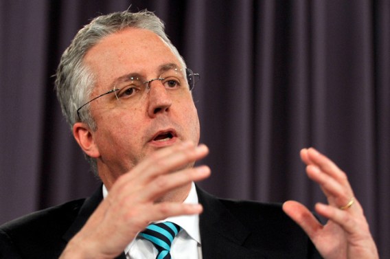 Scott urges ABC and SBS merger in Press Club address as public funding squeeze continues