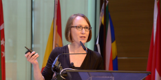 Hardiman addressing the INMA World Congress