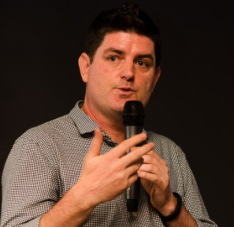 Sean Callanan