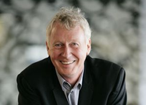Family a fitting epitaph for Neil Lawrence in his last work for Qantas