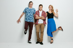 Gunsburg joins Hit105 breakfast's Stav and Abby 