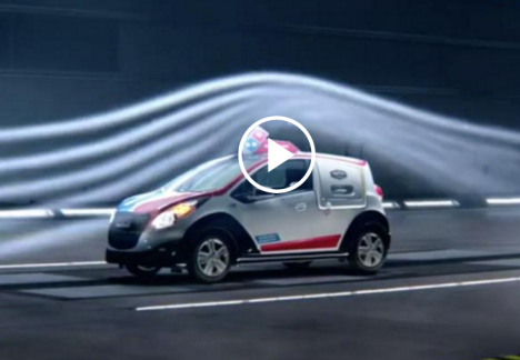 Dominos car advertising