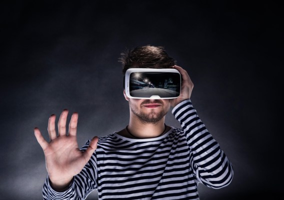 The reality of virtual reality: exploring the Australian public’s attitude toward VR