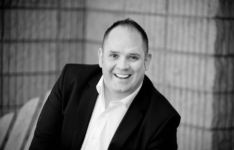 Tom Wright says Australia is lagging the US in the use of digital in the automotive market