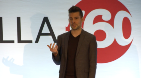 Niklas Gillinger, manager experience design at SapientNitro Australia.