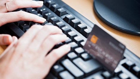 Aussies’ online shopping habits revealed in new IAB data