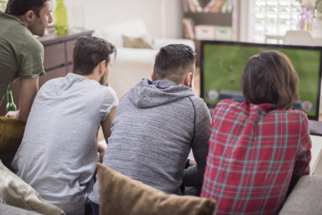 ThinkstockPhotos-free to air tv men sport TV