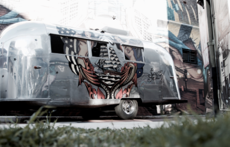 sailor-jerry-jerry-can-ride-kontented