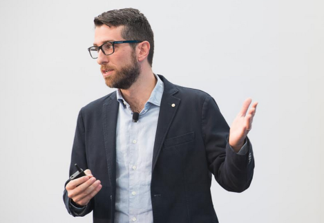 Doubleclick exec says ‘people feel overwhelmed by data’, calls for more education