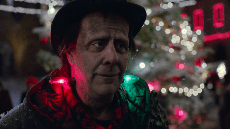 Morning Update: Apple’s call to the lonely at Christmas; Google vs Facebook in fake news; Mumbrella Asia Awards judges revealed