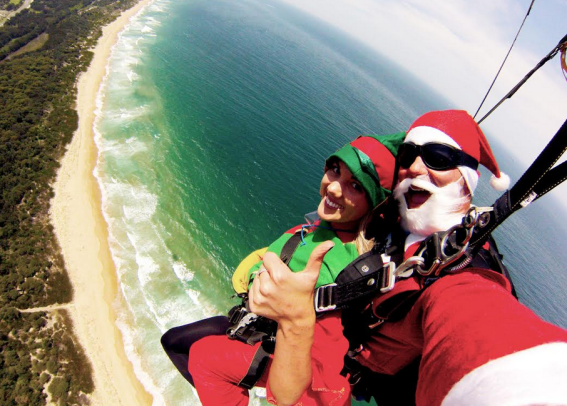 Red Balloon to throw Santa out of plane in world record bid