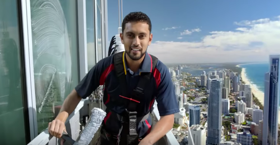 Qantas’ latest safety video stars everyday Aussies in well-known tourist spots