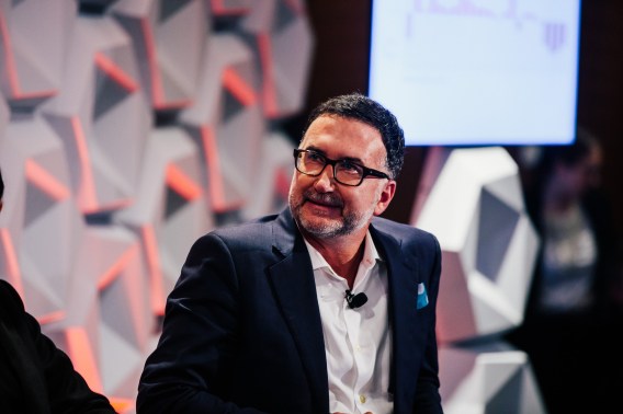 Former NAB marketer Michael Nearhos joins Virgin Australia as marketing director