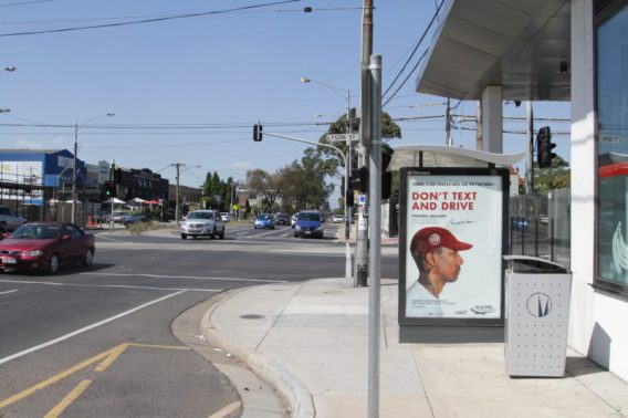Yarra Trams returns to JC Decaux as it moves to single contract