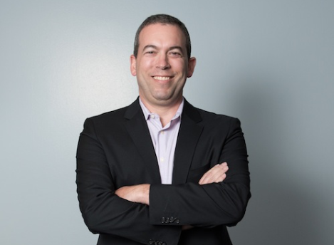 Pay by the click and only advertise on reputable sites to beat ad fraud, Outbrain founder tells marketers