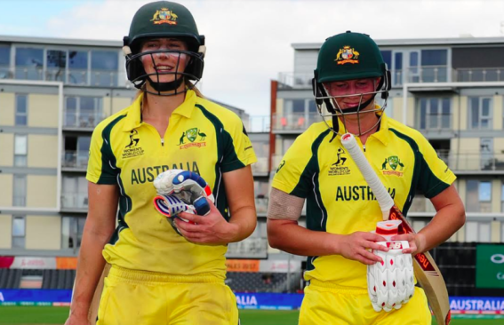 Specsavers becomes a Cricket Australia official partner
