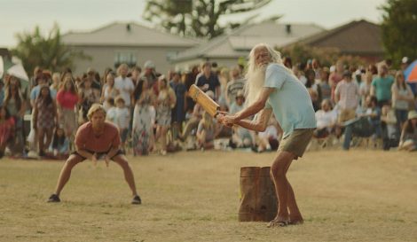 Doug the stubborn batsman leads Aldi’s Christmas campaign