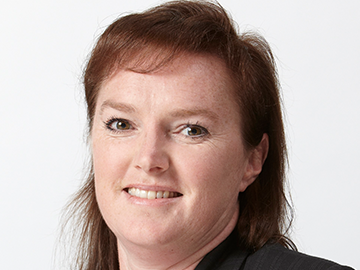 CASSANDRA THOMAS-SMITH-Close-up