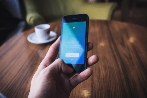 A framework for finding the truth on Twitter
