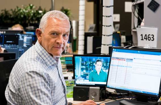 ABC News Victoria anchor Ian Henderson to retire after four decades
