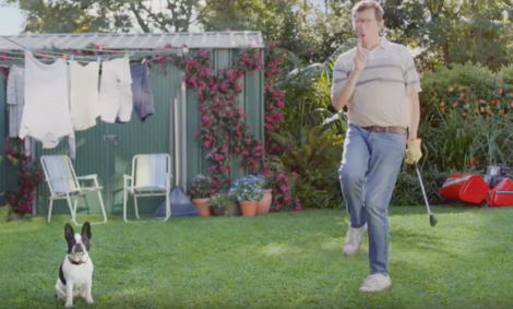 Pet dog narrates his ‘professional’ golfing owner for Munns commercial