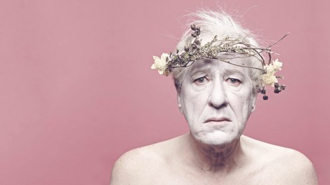Actor Geoffrey Rush speaks of family distress amid allegations of inappropriate behaviour