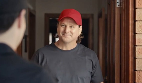 The Monkeys and Pizza Hut part ways, as brand brings back ‘Dougie’
