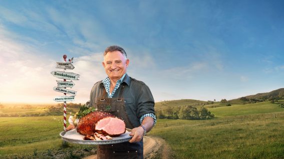 The ‘Fresh Food People’ are elves picking and preparing the best produce in Woolworths’ Christmas campaign