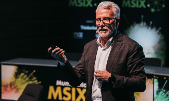Ken Roberts at MSIX