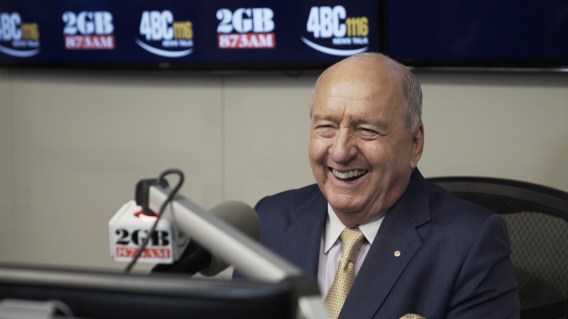 Alan Jones to step down from radio at the end of May