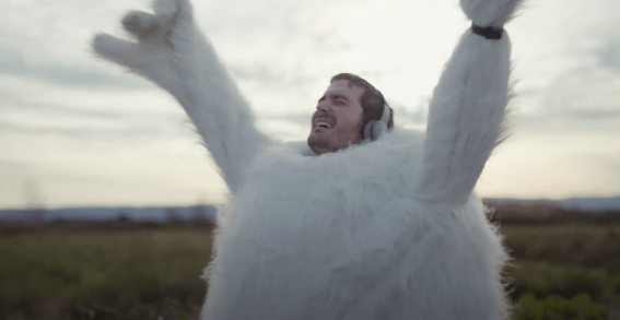 Optus continues ‘It starts with Yes’ positioning with a chicken suit and a half marathon