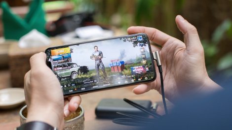 Mobile gamers would rather watch ads than pay for in-game currency