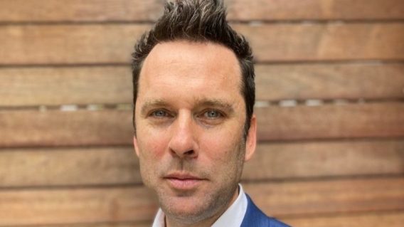 Mumbrella hires Chris Greenwood as commercial director and publisher