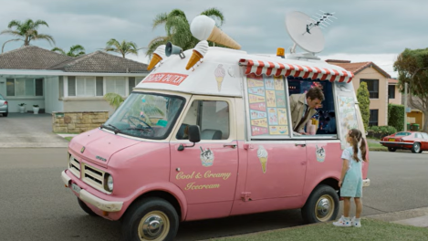 Sarge analyses Budget Direct’s reviews in Tardis-style ice-cream truck