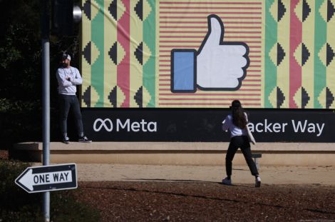 Best of the Week: Facebook’s nightmare; Google’s ridiculous profit; and can they still get the Foxtel float away?