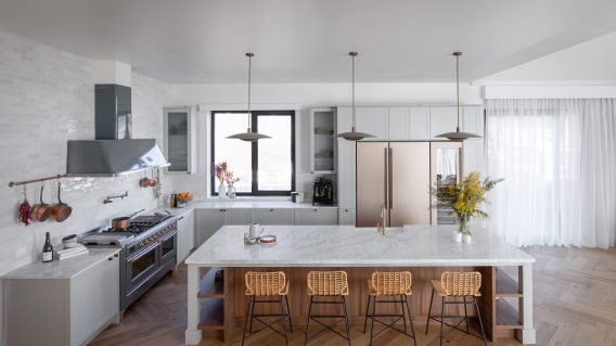 Freedom Kitchens dines with Atomic 212; dishes out media account