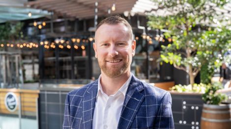 Val Morgan promotes Liam O’Meara to NSW GM of outdoor and digital sales