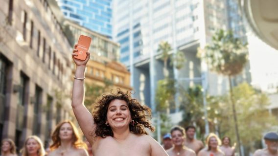 Amaysim’s new ‘Go on, feel amaysim’ brand platform sees Aussies run naked through city streets