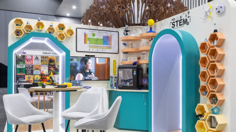 Think HQ partners with Department of Education to recruit future teachers