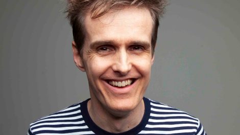Chaser comedian to host 2024 Mumbrella CommsCon Awards