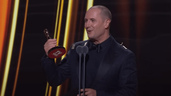 Larry Emdur finally won the Gold Logie… now it’s time to bring back The Price Is Right