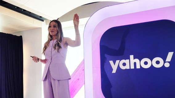 Yahoo tells advertisers to call off the search