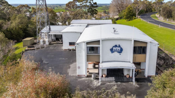 Bruce Gordon’s WIN records $8.6m loss