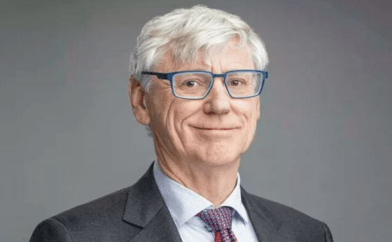 Ex Seven legal chief Bruce McWilliam buys back in as SCA shareholder