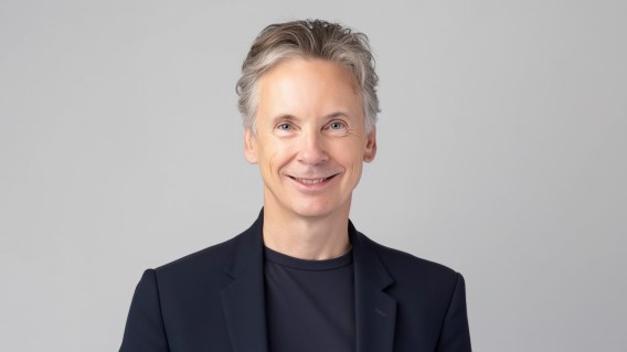 Ooh Media chair Tony Faure to step down