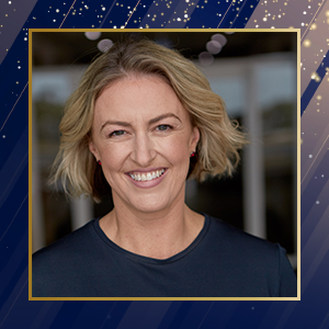 Travel Awards Juror headshot template 300x300_Justine_Lally